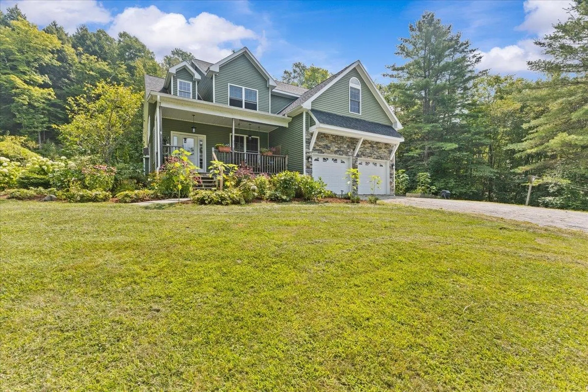 12 Goodrich Lane Essex VT 05452