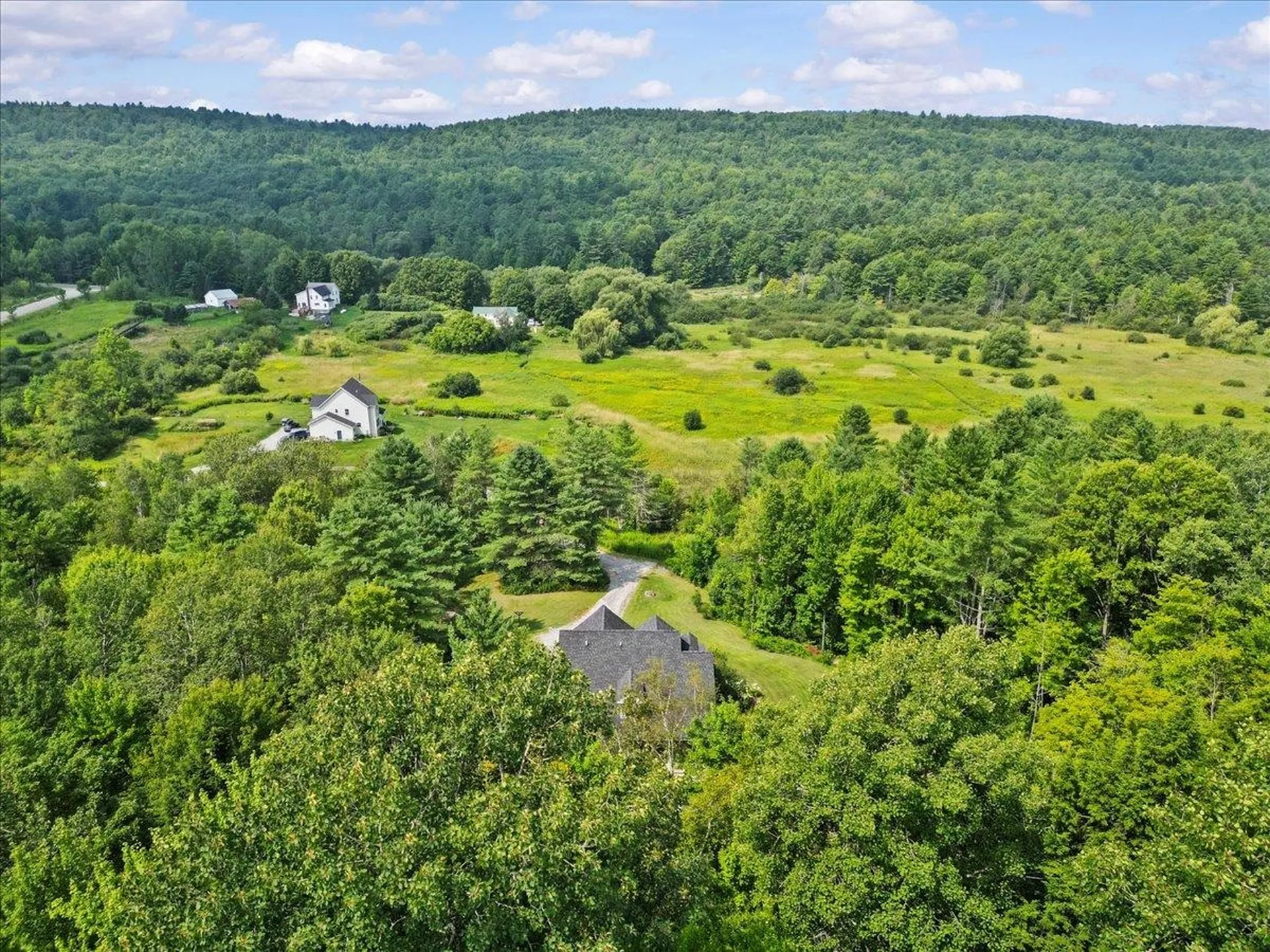 12 Goodrich Lane Essex VT 05452
