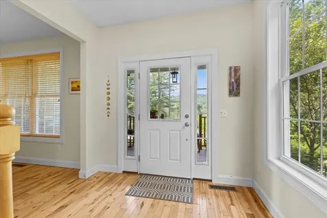 12 Goodrich Lane Essex VT 05452