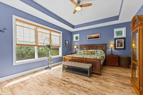 12 Goodrich Lane Essex VT 05452