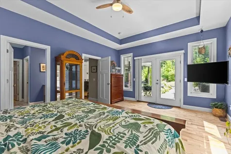 12 Goodrich Lane Essex VT 05452