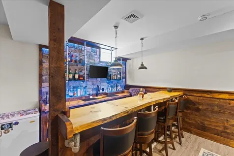 12 Goodrich Lane Essex VT 05452