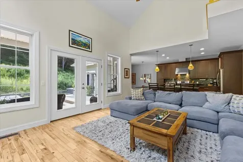 12 Goodrich Lane Essex VT 05452