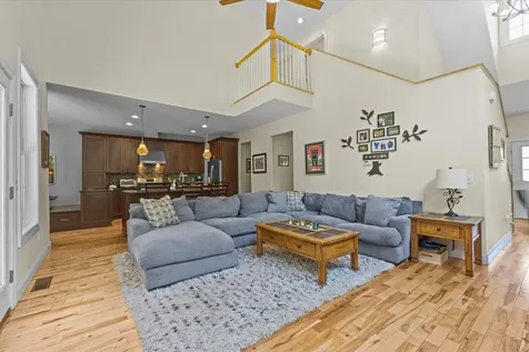 12 Goodrich Lane Essex VT 05452