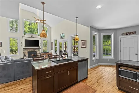 12 Goodrich Lane Essex VT 05452