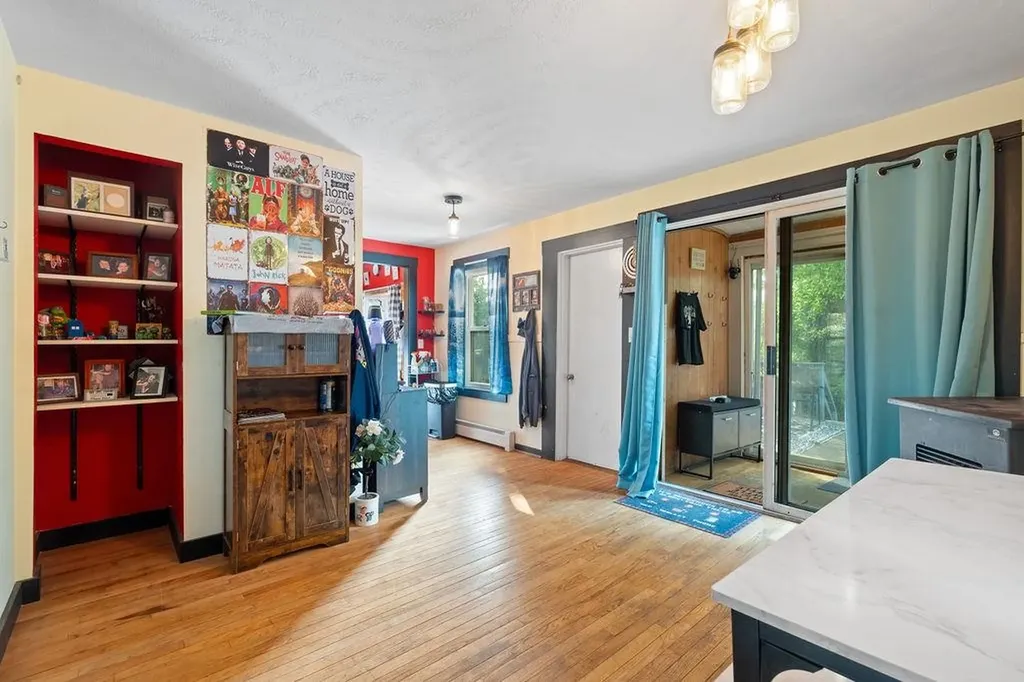 111 Glass Street Pembroke NH 03275