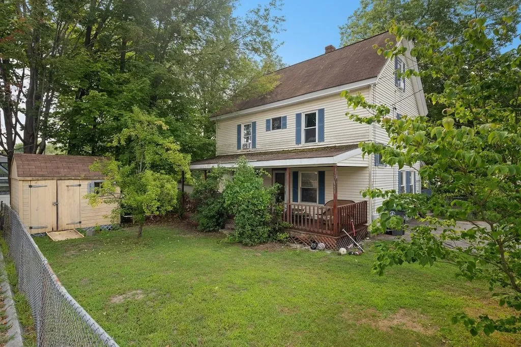 111 Glass Street Pembroke NH 03275