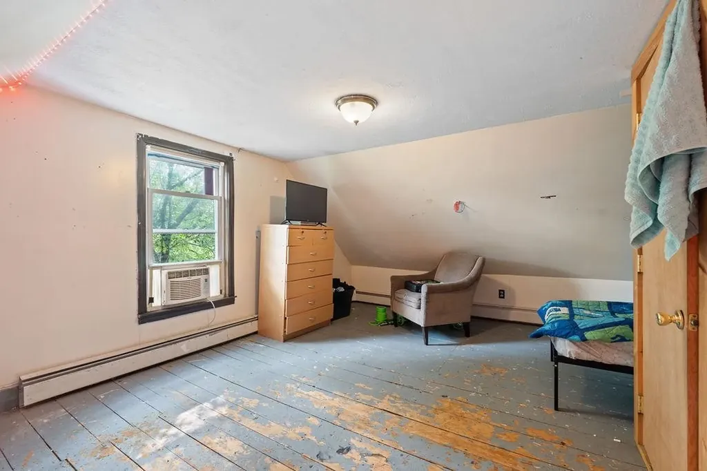 111 Glass Street Pembroke NH 03275