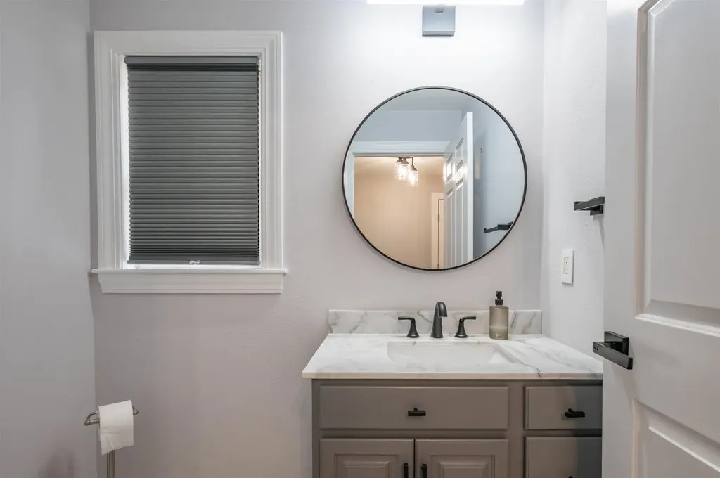 59 Clearwater Drive Dover NH 03820