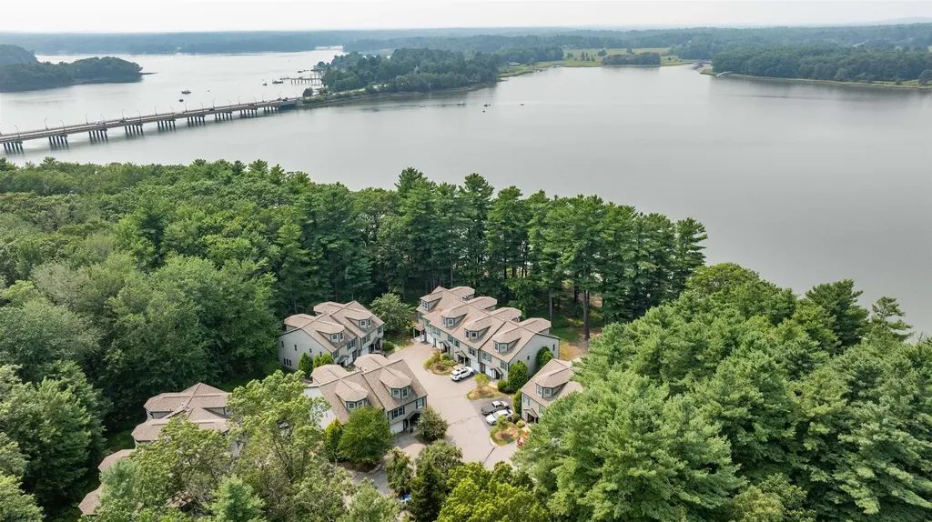 59 Clearwater Drive Dover NH 03820