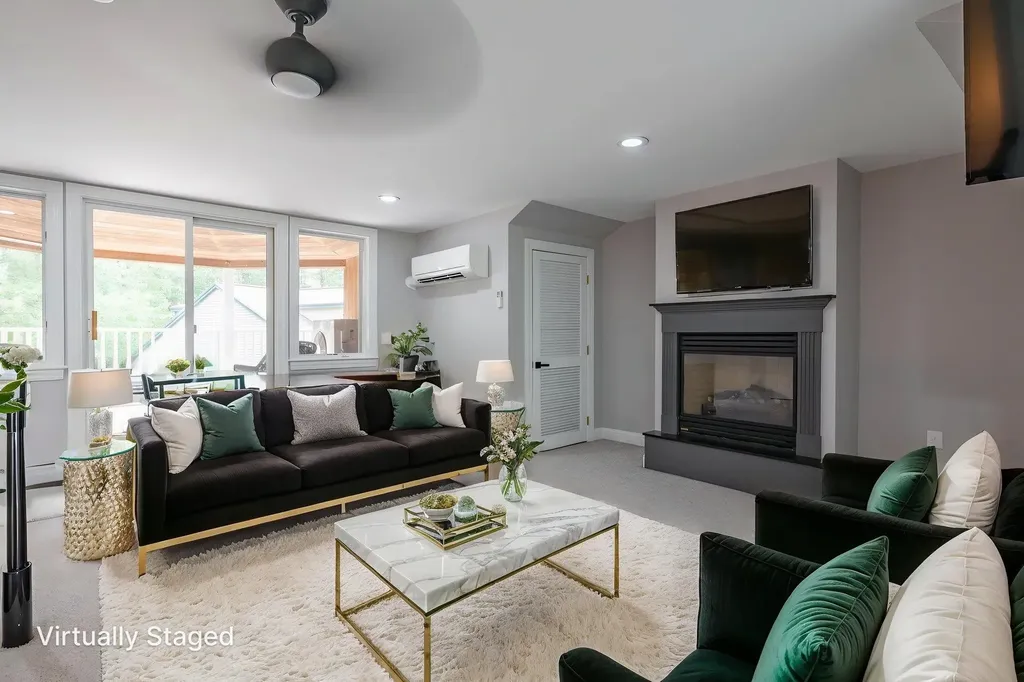 59 Clearwater Drive Dover NH 03820