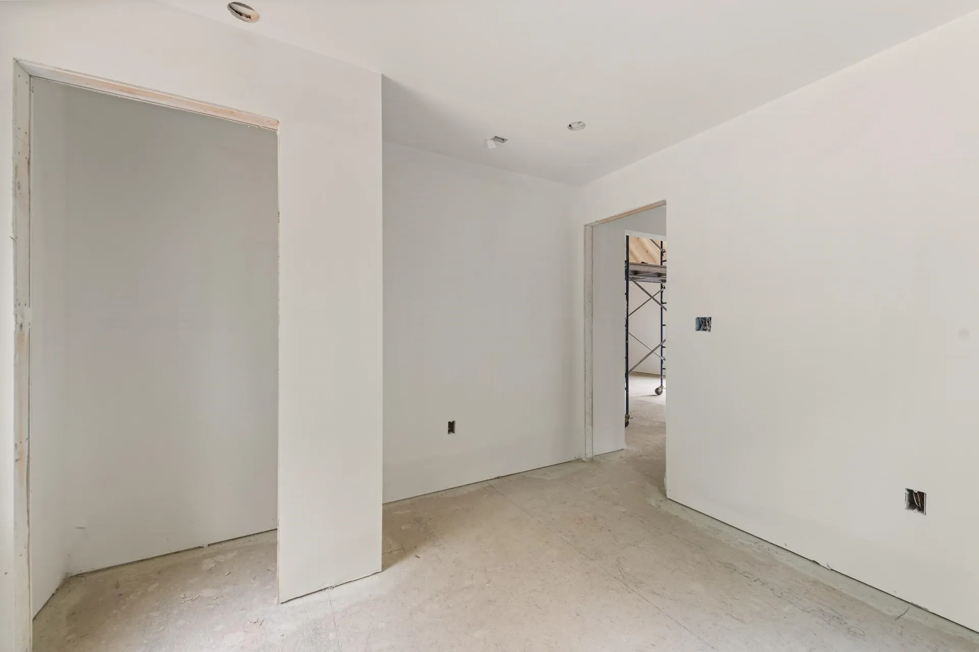 462 Coolidge Woods Road New Hampton NH 03256