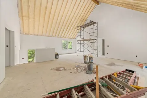 462 Coolidge Woods Road New Hampton NH 03256