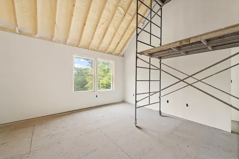 462 Coolidge Woods Road New Hampton NH 03256