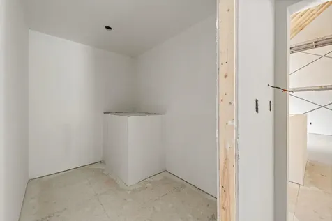 462 Coolidge Woods Road New Hampton NH 03256