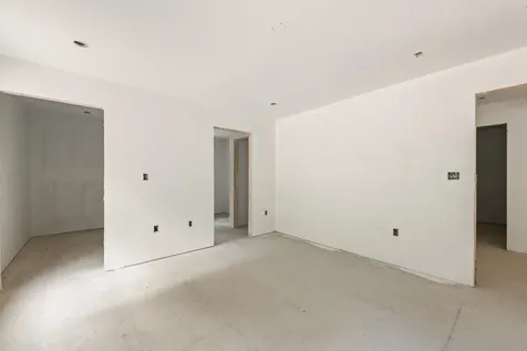 462 Coolidge Woods Road New Hampton NH 03256