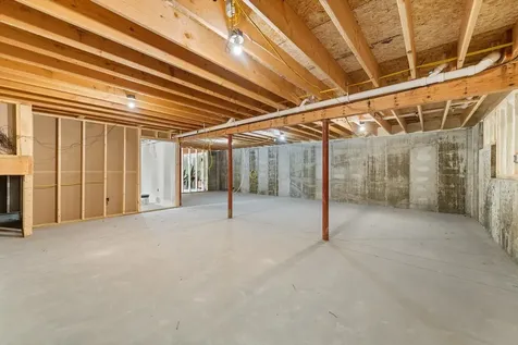 462 Coolidge Woods Road New Hampton NH 03256