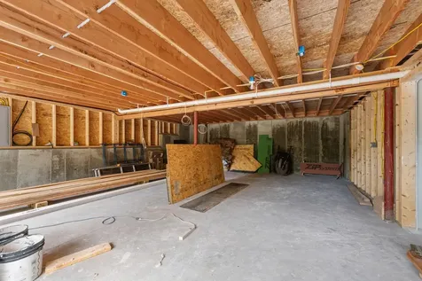 462 Coolidge Woods Road New Hampton NH 03256