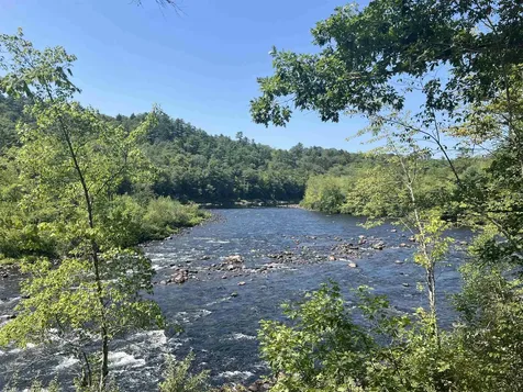 462 Coolidge Woods Road New Hampton NH 03256