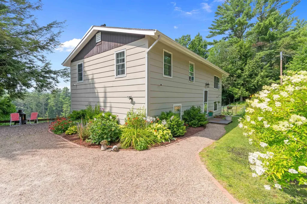 950 Osgood Hill Road Westford VT 05494