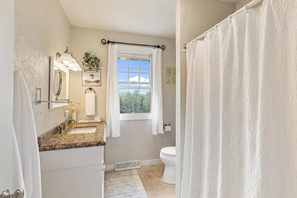 950 Osgood Hill Road Westford VT 05494