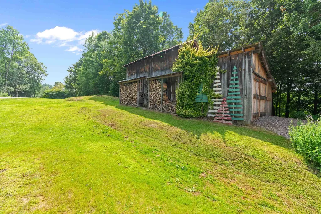 950 Osgood Hill Road Westford VT 05494