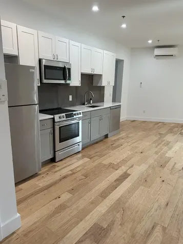 4 Elliot Street Brattleboro VT 05301