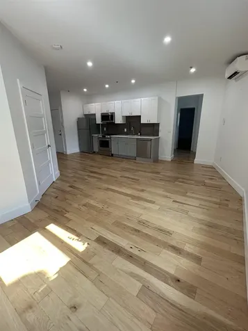 4 Elliot Street Brattleboro VT 05301