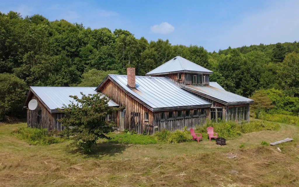 859 Whitehill Road Barnet VT 05821