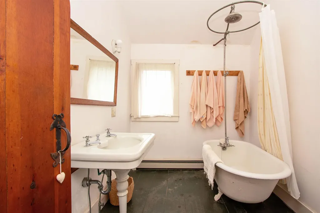 859 Whitehill Road Barnet VT 05821