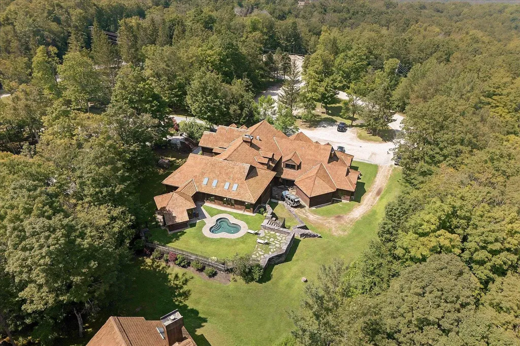 112 High Ridge Road Killington VT 05751