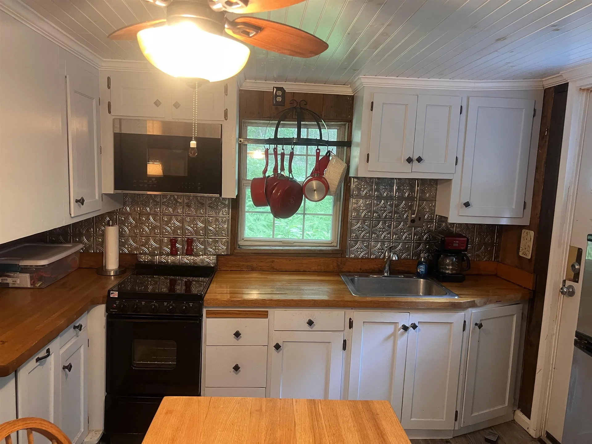 133 Quinttown Road Orford NH 03777