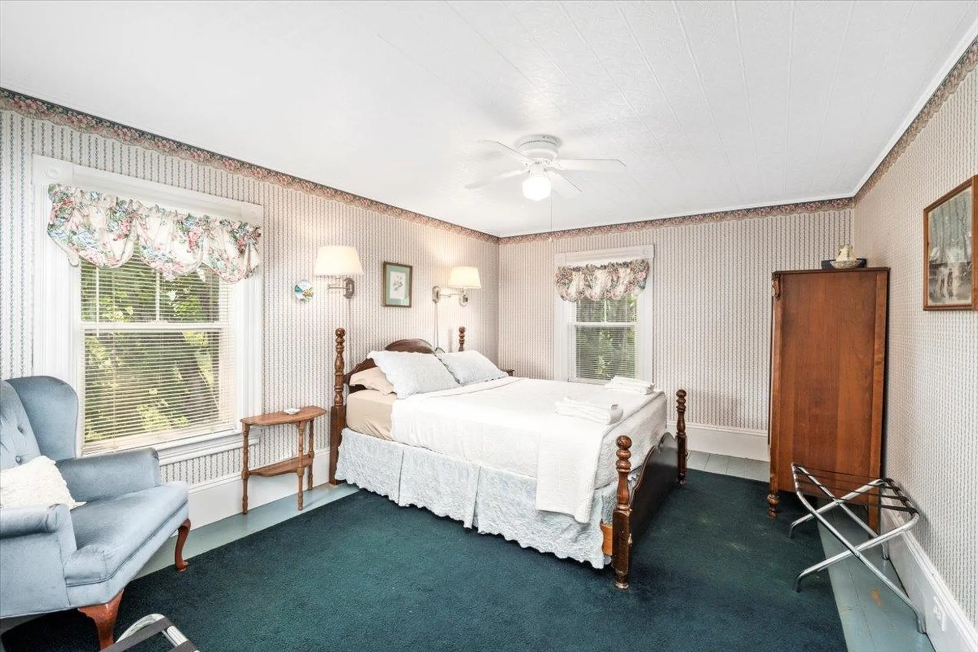 5 Greenhouse Lane Bradford NH 03221