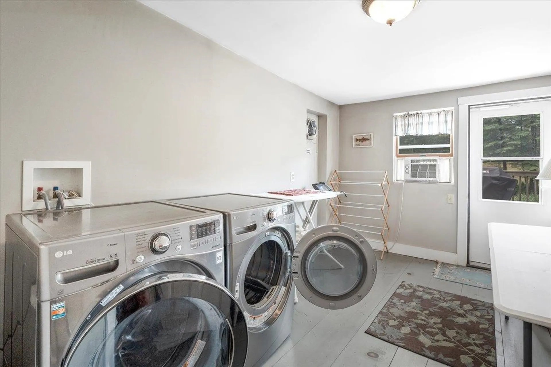 5 Greenhouse Lane Bradford NH 03221