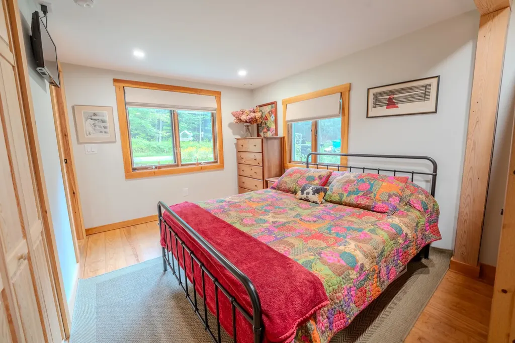 780 Old Route 25 Rumney NH 03266