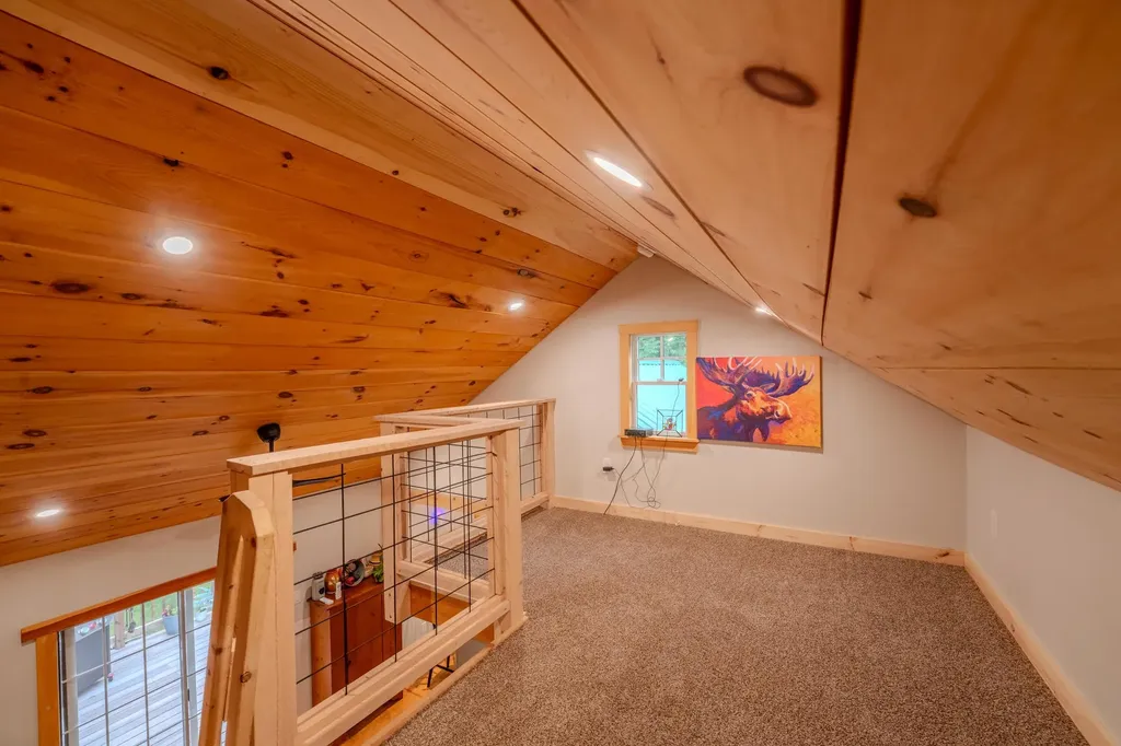 780 Old Route 25 Rumney NH 03266