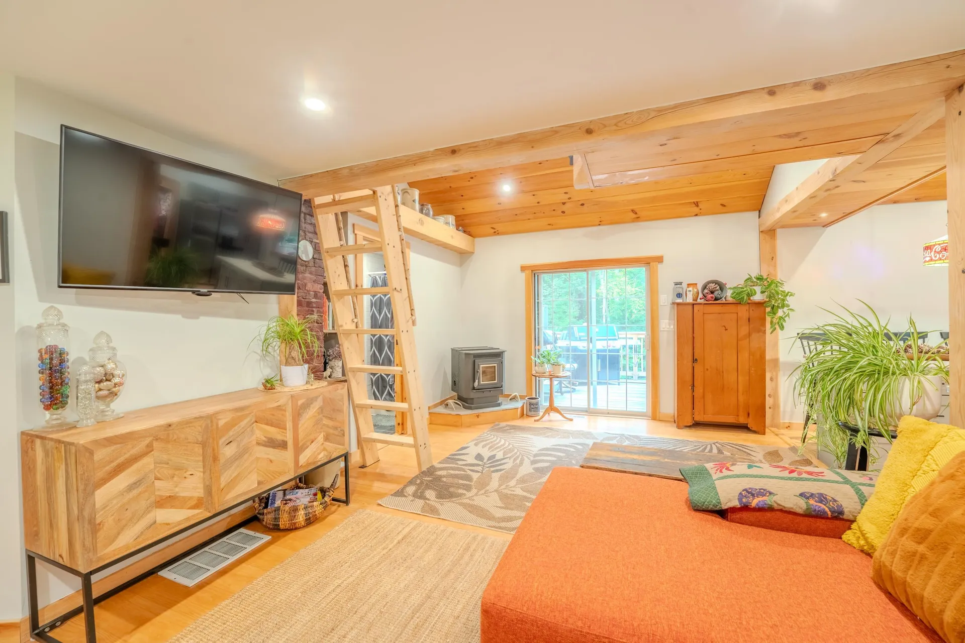 780 Old Route 25 Rumney NH 03266