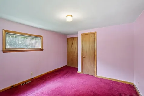 31 Dillon Drive East Strafford NH 03884