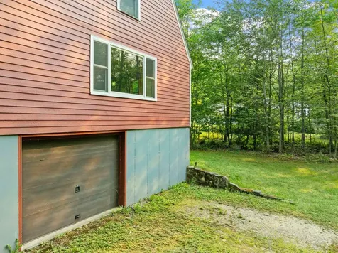 31 Dillon Drive East Strafford NH 03884