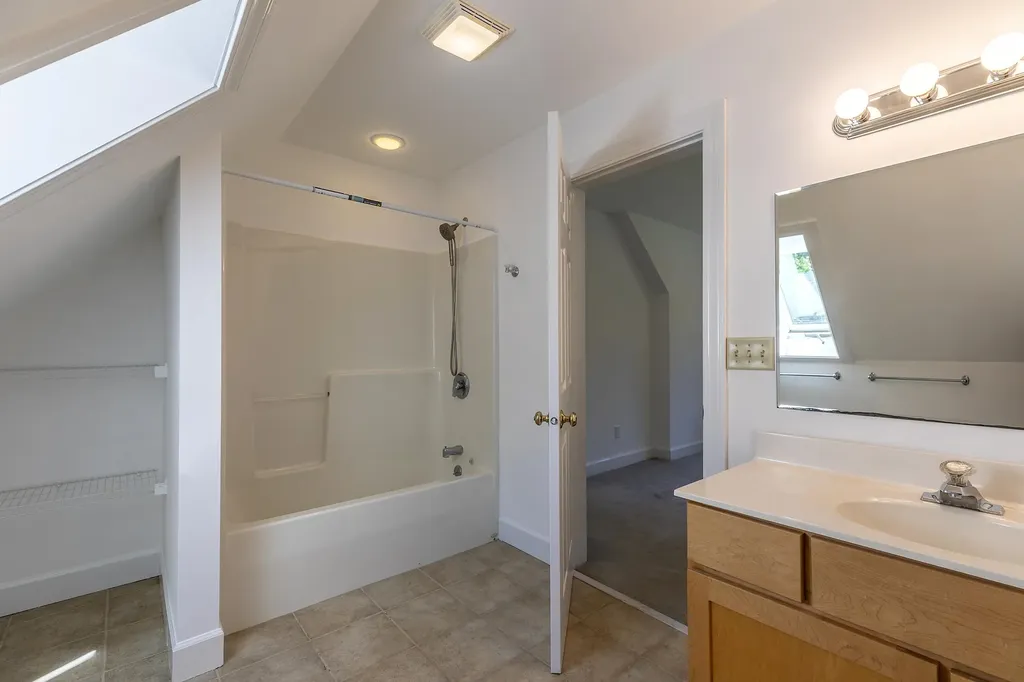 258 Mending Walls Road Manchester VT 05255