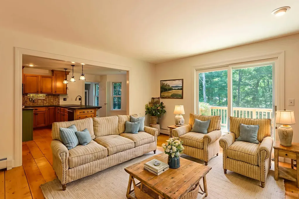 258 Mending Walls Road Manchester VT 05255