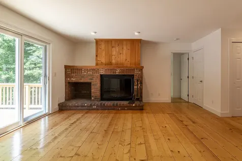 258 Mending Walls Road Manchester VT 05255