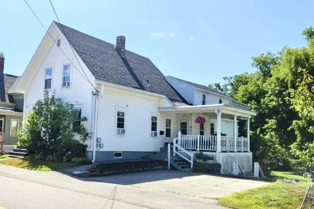 40 Bowman Street Laconia NH 03246