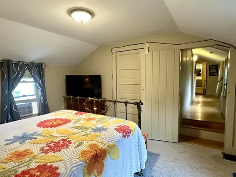 40 Bowman Street Laconia NH 03246