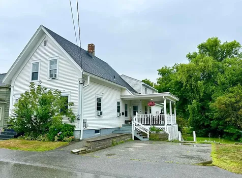 40 Bowman Street Laconia NH 03246