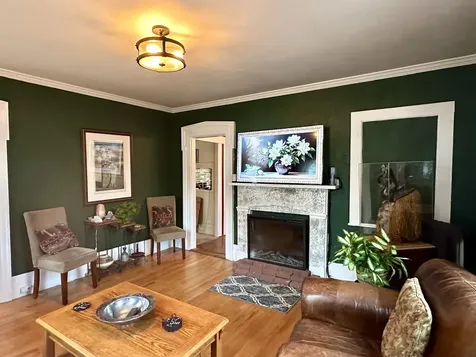 40 Bowman Street Laconia NH 03246