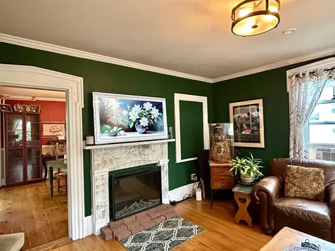 40 Bowman Street Laconia NH 03246