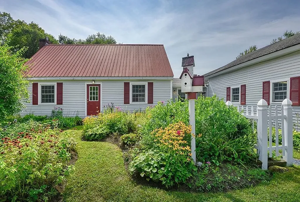 39 Weston Heights Road Rockingham VT 05154