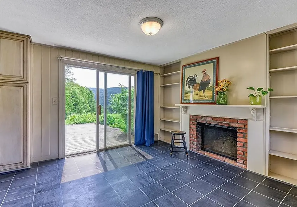 39 Weston Heights Road Rockingham VT 05154