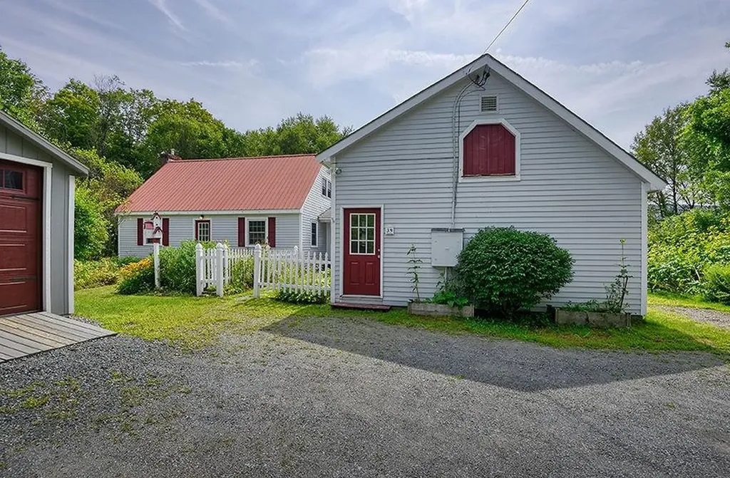 39 Weston Heights Road Rockingham VT 05154